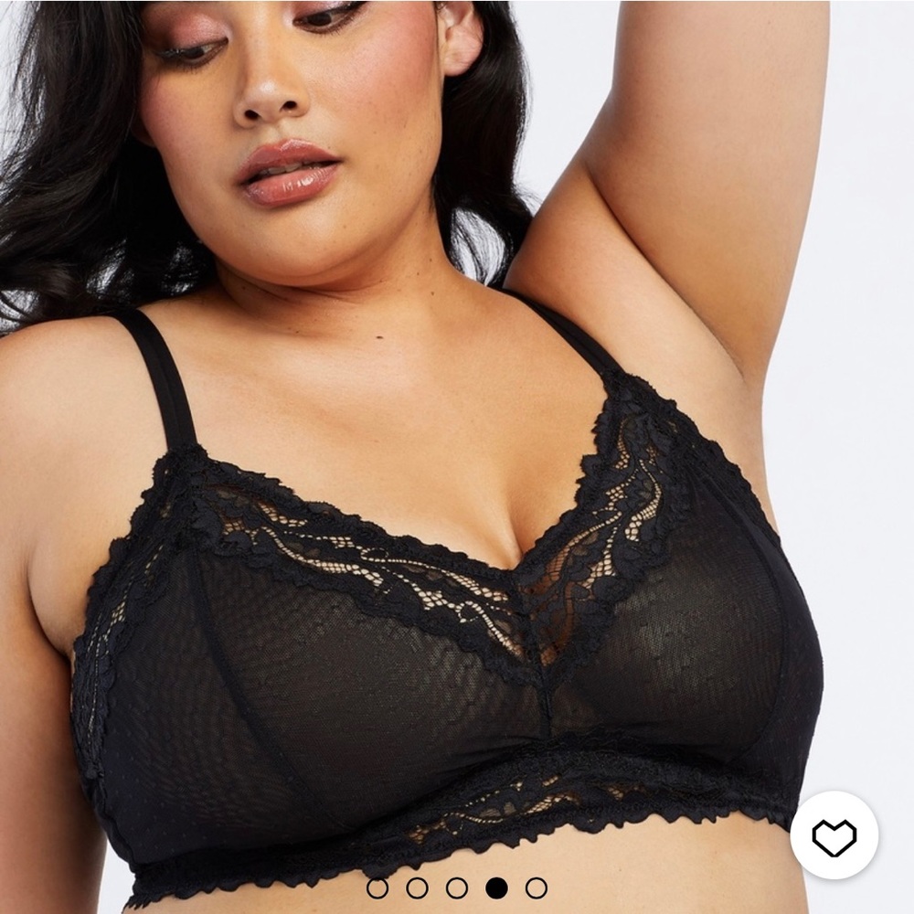 NWT Savage X Dotted Lace Bralette